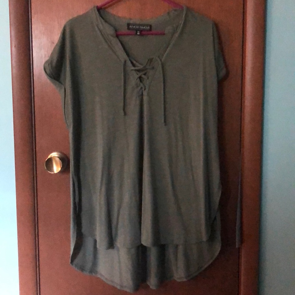 Almost Famous green tunic